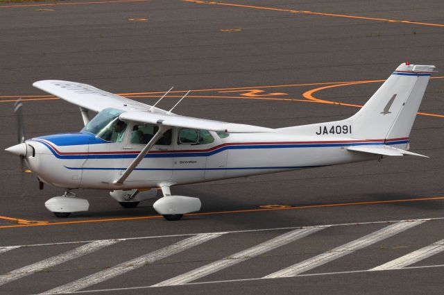 Cessna Skyhawk (JA4091)