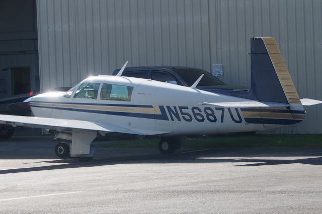 Mooney M-20 (N5687U)