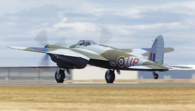 — — - FHCAMs de Havilland D.H.98 Mosquito T. Mk.III on take off roll at Paine Field, Everett, Wa.