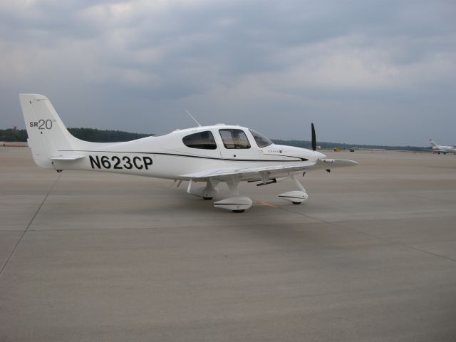 Cirrus SR-20 (N623CP)