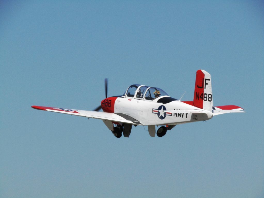 Beechcraft Mentor (N488JF) - Taking off RWY 24