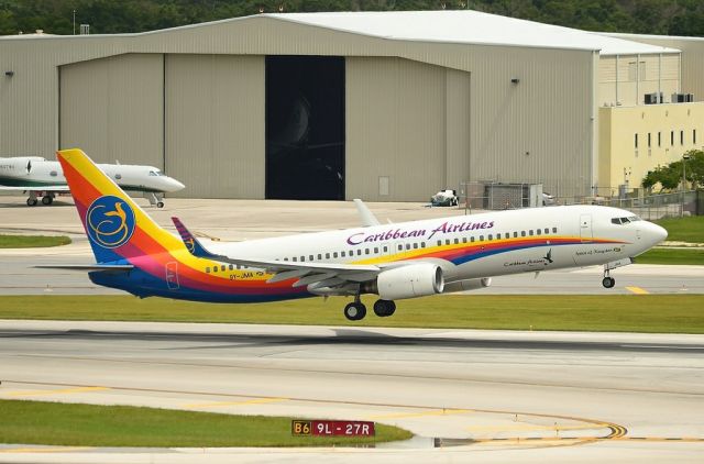 Boeing 737-800 (9Y-JMA) - Caribbean Airlines 9Y-JMA. Seen departing Fort Lauderdale-Hollywood International Airport, RWY 9L. Courtesy Rob Starling ©