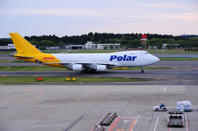 Boeing 747-400 (N451PA) - Taxiing to the cargo ramp