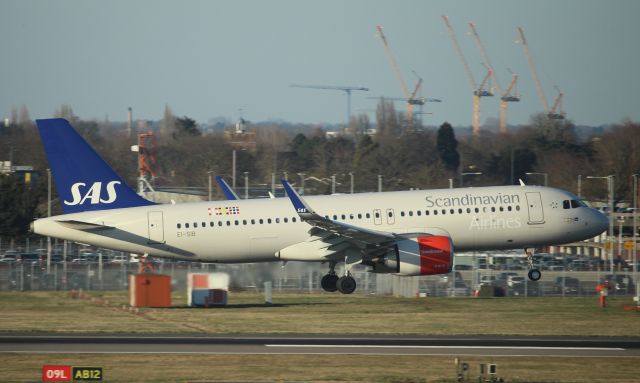 Airbus A320 (EI-SIB)