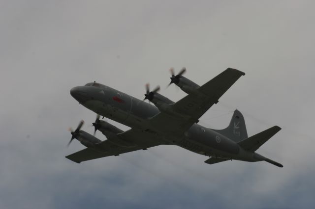 — — - Canadian Navy P-3 Orion at Janesville, WI Southern WI Airfest 2008