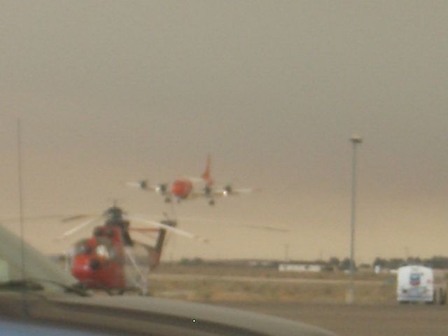 — — - Fire plane 21 on final.