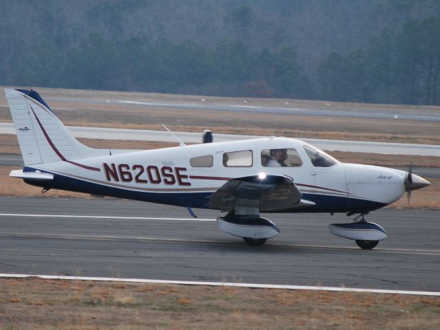 Piper Cherokee (N620SE) - WING NUTS AVIATION INC - rolling 20R - 2/24/11