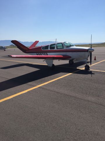 Beechcraft 35 Bonanza (N9875R)