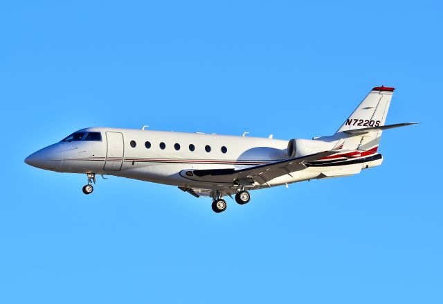 IAI Gulfstream G200 (N722QS) - N722QS 2004 Israel Aircraft Industries Gulfstream 200 C/N 093  - Las Vegas - McCarran International (LAS / KLAS) USA - Nevada, December 16, 2011 Photo: Tomás Del Coro