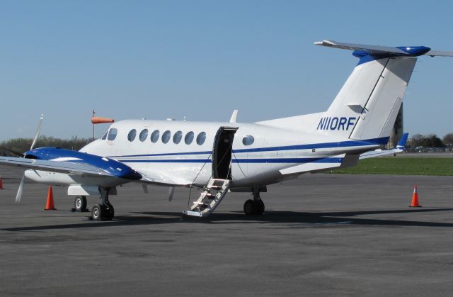 Beechcraft Super King Air 300 (N110RF)