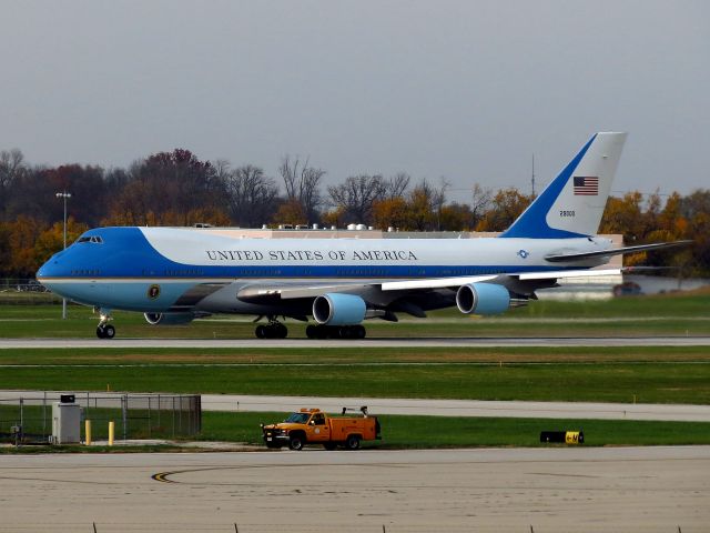 Boeing 747-200 (N29000)