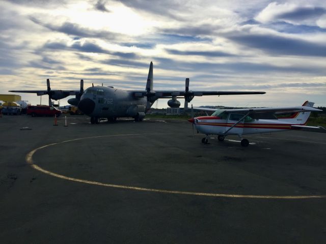 Cessna Skyhawk (N62660) - From a trip to Canada in August 2015.