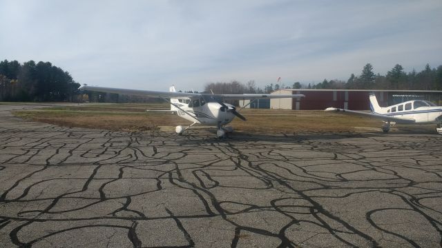 Cessna Skyhawk (N2459V)