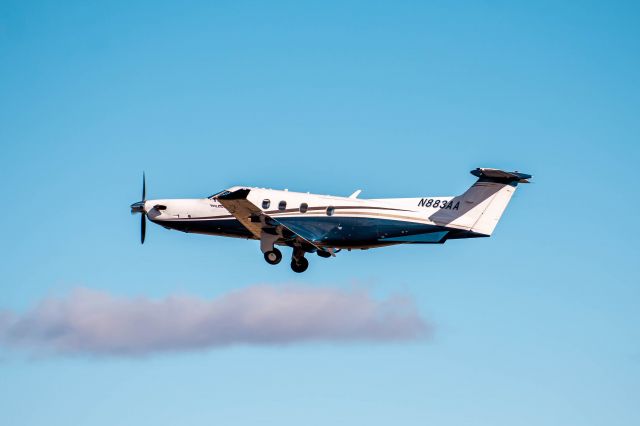 Pilatus PC-12 (N883AA)