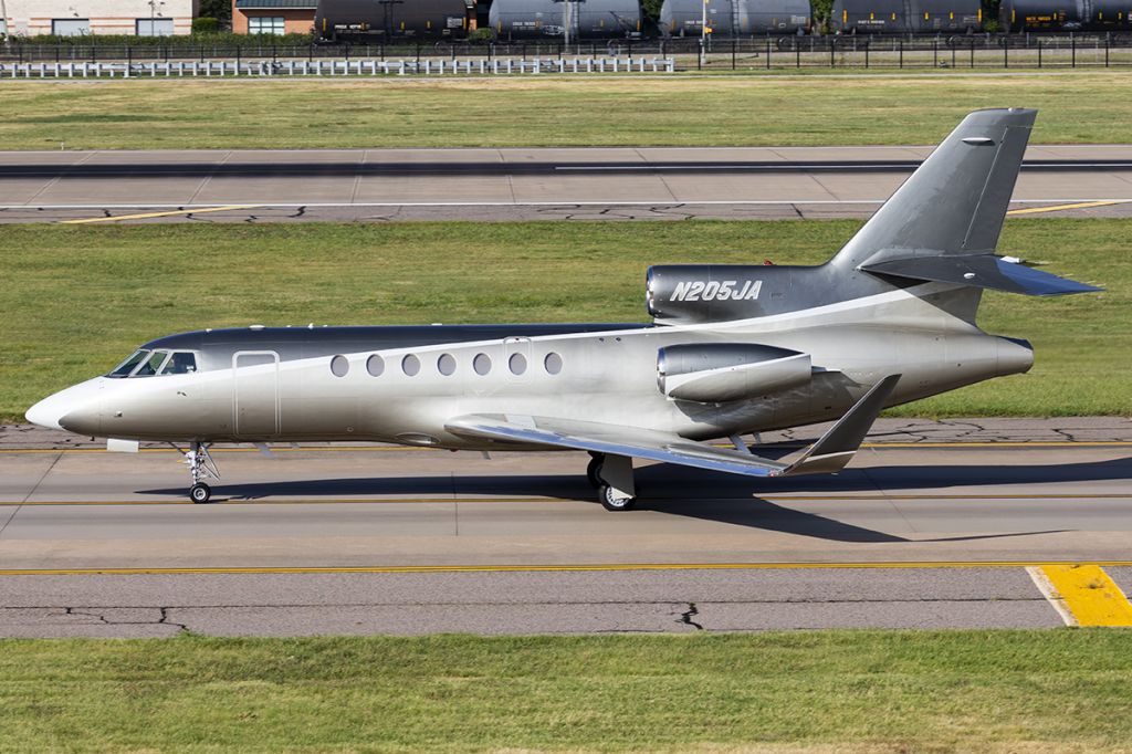 Dassault Falcon 50 (N205JA)