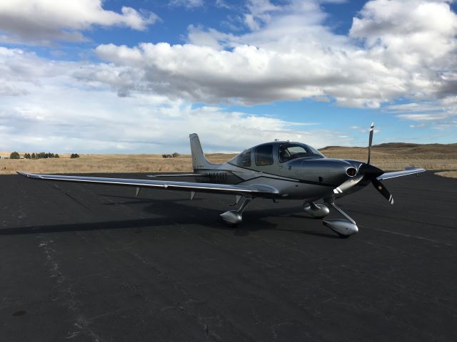 Cirrus SR-22 (N838WP) - Picture taken in Thedford, NE