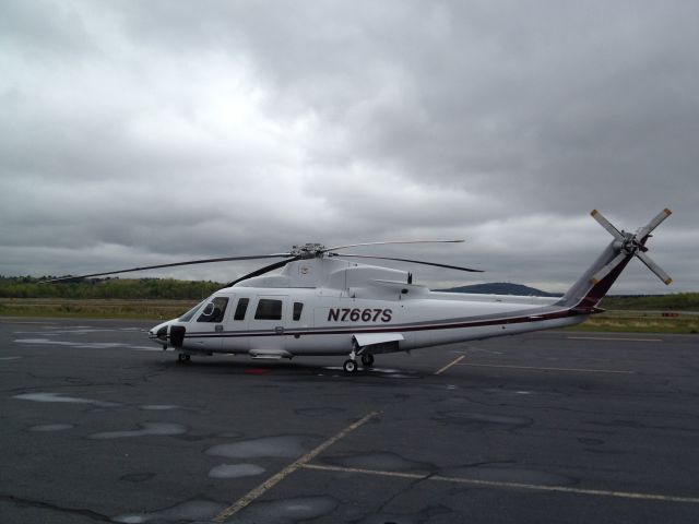 Sikorsky S-76 (N7667S)