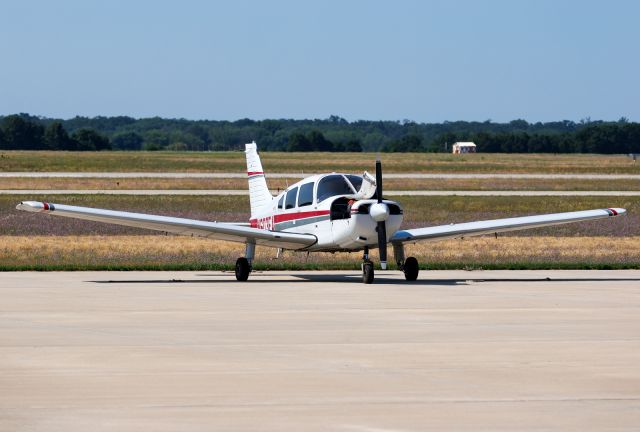 Piper Cherokee (N603EA)