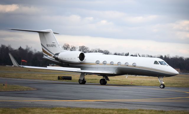 Gulfstream Aerospace Gulfstream IV (N144PK)