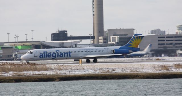 McDonnell Douglas MD-83 (N877GA)