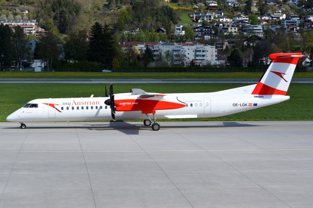 de Havilland Dash 8-400 (OE-LGK)