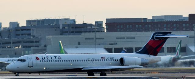 Boeing 717-200 (N998AT)