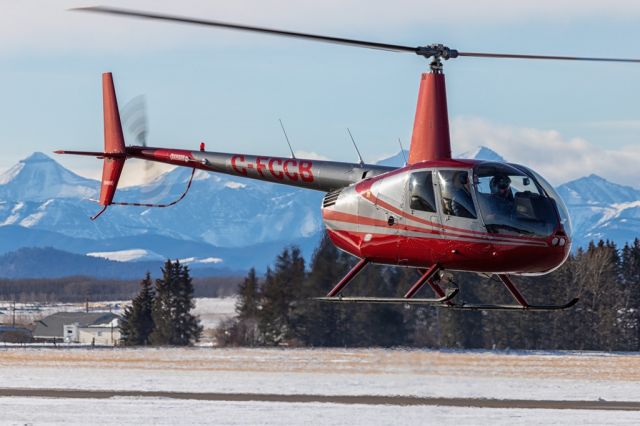 Robinson R-44 (C-FCCB)