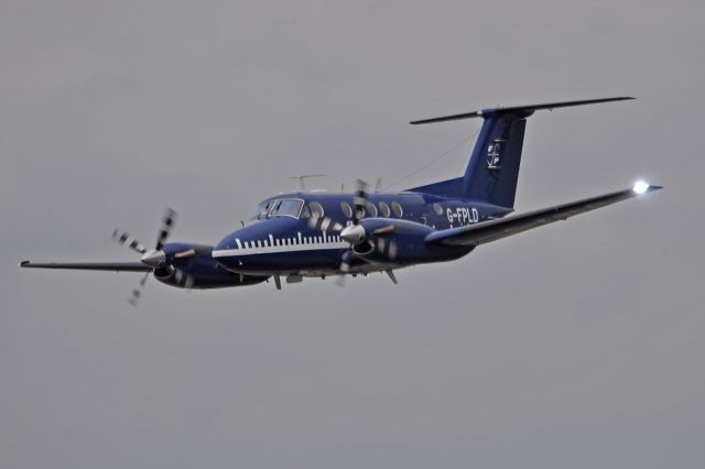 de Havilland Dash 8-400 (G-FPLD)