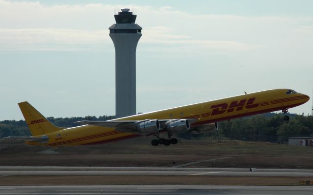 DHL588 — - N802DH