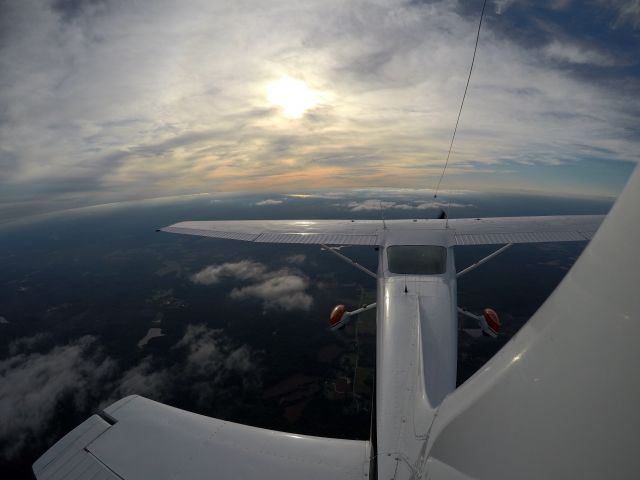 Cessna Skylane (N9802H) - GoPro fun