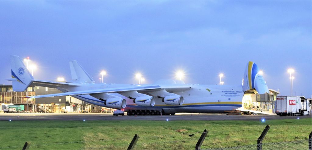 Antonov An-225 Mriya (UR-82060) - an-225 ur-82060 at shannon 19/10/21.
