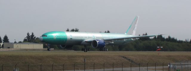 BOEING 777-300 (G-STBG) - Unpainted British Airways on its First test flight br /Watch for its full livery herebr /a rel=nofollow href=http://www.youtube.com/user/OwnsGermanyhttp://www.youtube.com/user/OwnsGermany/a