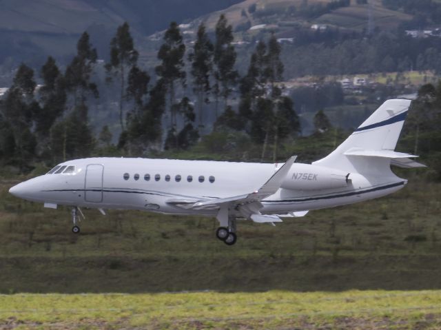 Dassault Falcon 2000 (N75EK) - Private aircraft incoming from San José. This aircraft has his HUB at SEQM.