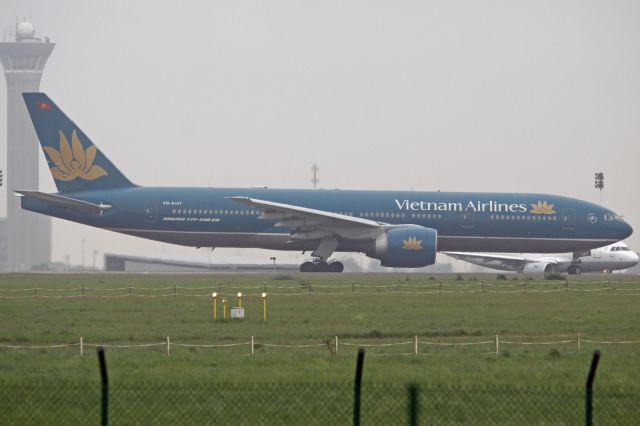 Boeing 777-200 (VN-A147)