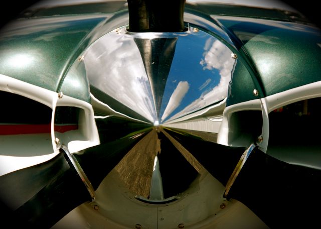 Cessna Skylane (C-FVVZ)