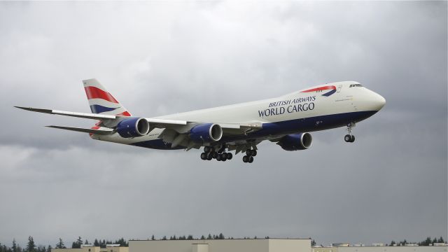 BOEING 747-8 (G-GSSE) - BOE575 on final to runway 16R during its maiden flight test on 11/17/11.