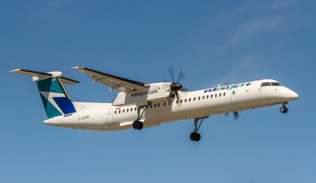 de Havilland Dash 8-400 (C-GJEN)