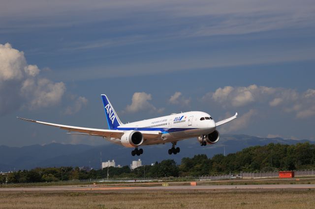 Boeing 787-8 (JA809A) - September 03, 2023:HND-HKD.