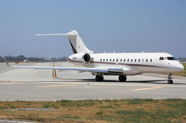 Bombardier Global Express (N141QS)