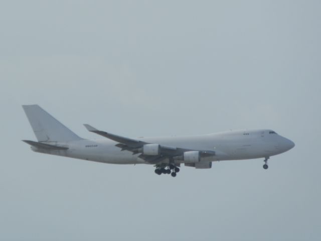 Boeing 747-400 (N903AR)