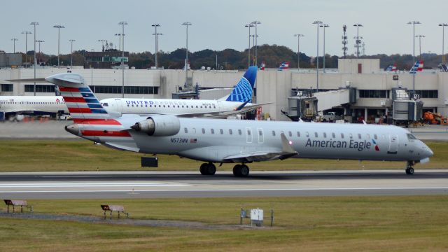 Canadair Regional Jet CRJ-900 (N573NN) - 11/11/21