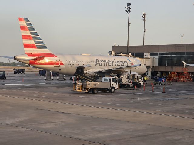 Airbus A319 (N830AW) - Getting loaded for their flight to Phoenix Arizona.