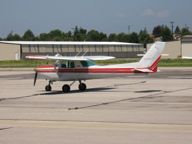 Cessna 152 (N6304M) - PARKED AT FULLERTON