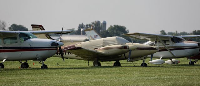 Piper PA-30 Twin Comanche (N747KP)