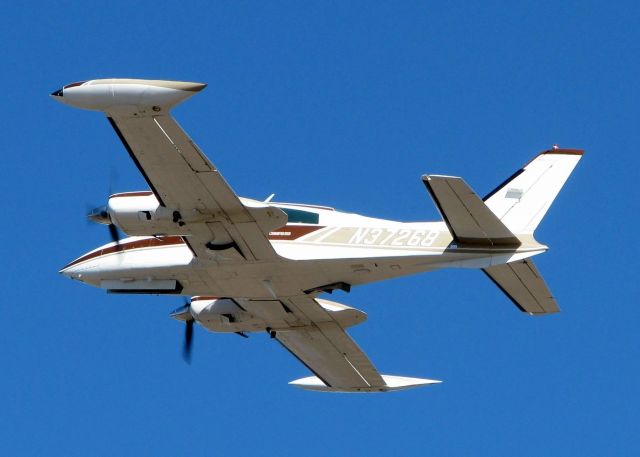 Cessna 310 (N37268) - Off of runway 32 at Shreveports Downtown Airport.