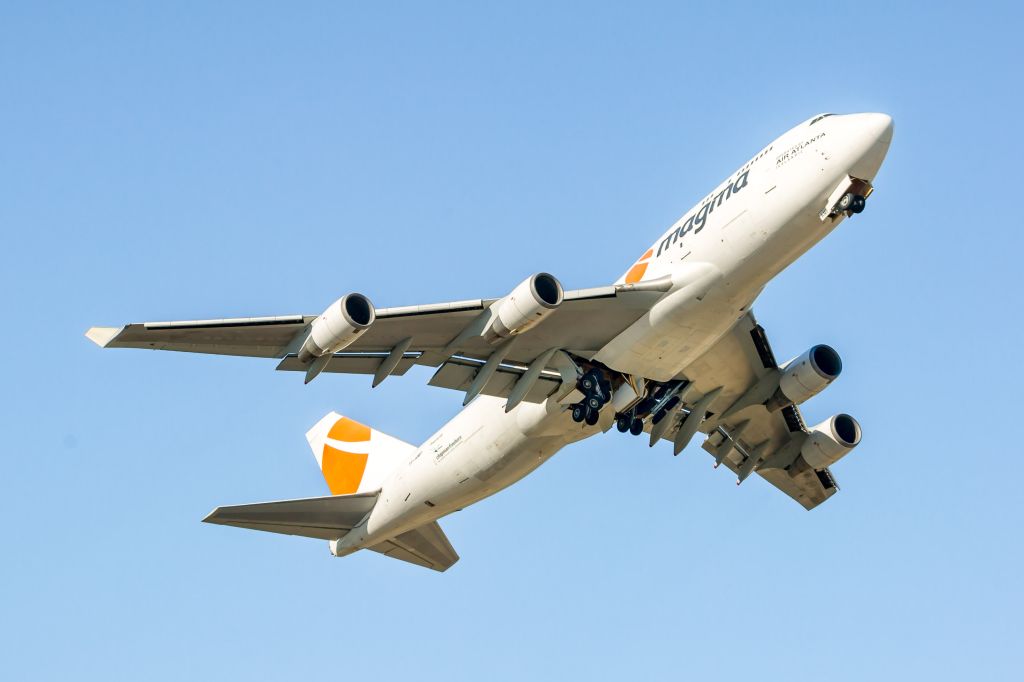 Boeing 747-200 (TF-AMP)