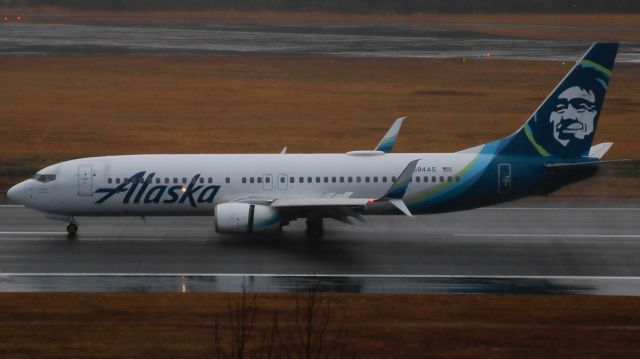 Boeing 737-800 (N594AS) - Alaska Airlines ASA89/AS89 from Anchorage (PANC/ANC) lands on runway 26br /Reg: N594ASbr /MSN: 35191br /Type: Boeing 737-890--B738--73Hbr /Codeshare: HA6113br /Photo date: 12-3-24br /Upload date: 12-4-24