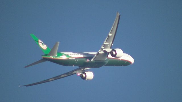 BOEING 777-300ER (B-16726)