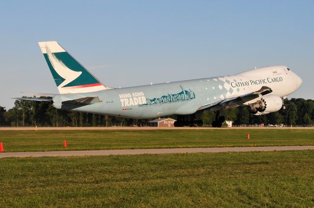 BOEING 747-8 (B-LJA) - 07-30-2016. Sure wish they had kept her in this scheme! Departing 18-R to ORD.