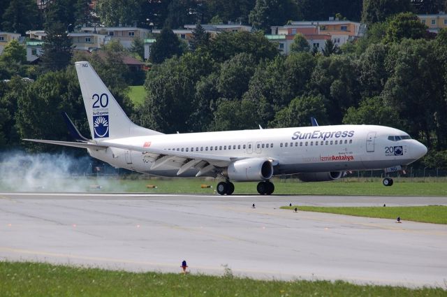 Boeing 737-800 (TC-SNG)